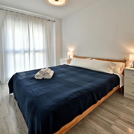 Love Rent4 Malaga Playa Del Bajondillo Torremolinos Exterior photo